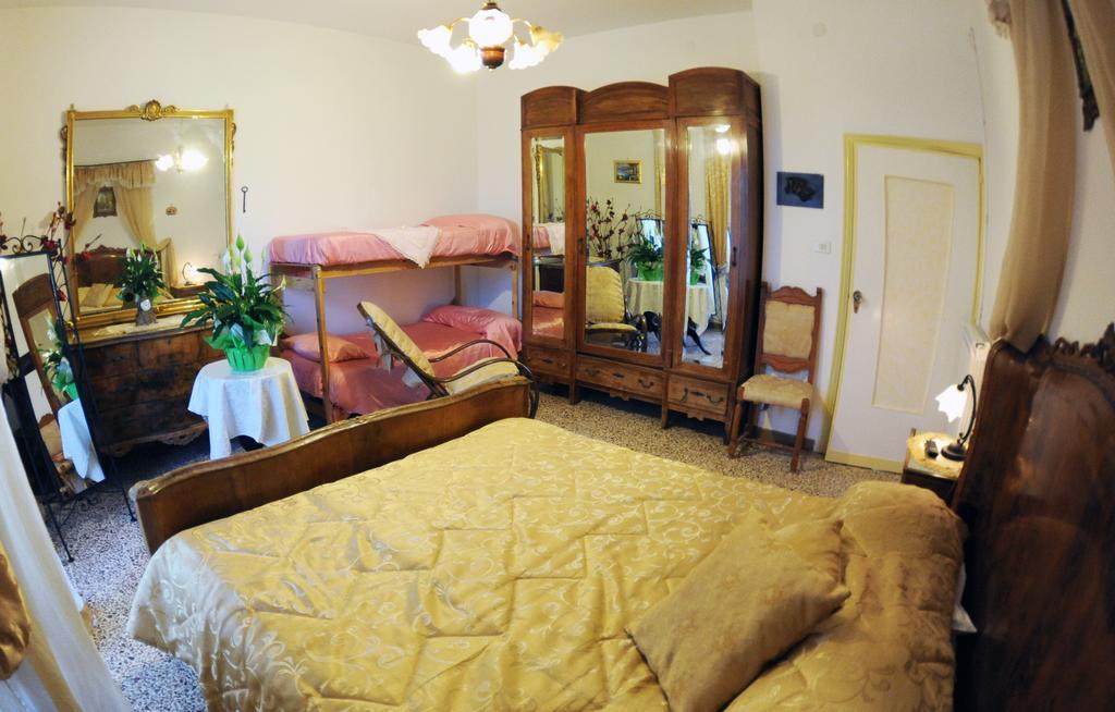 Casale Paradiso アジェーロラ 部屋 写真