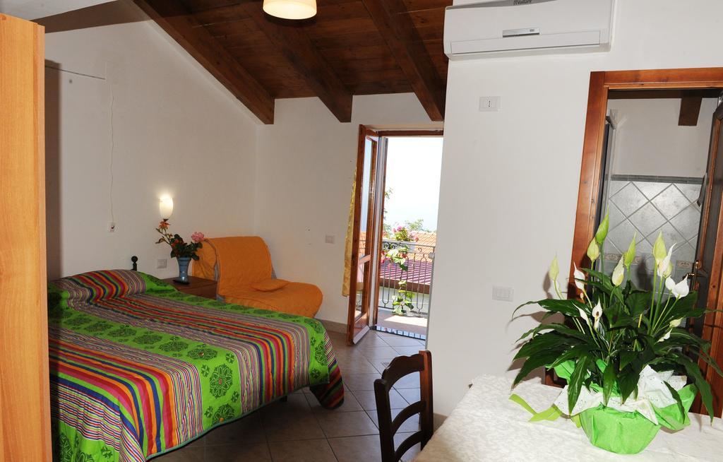 Casale Paradiso アジェーロラ 部屋 写真
